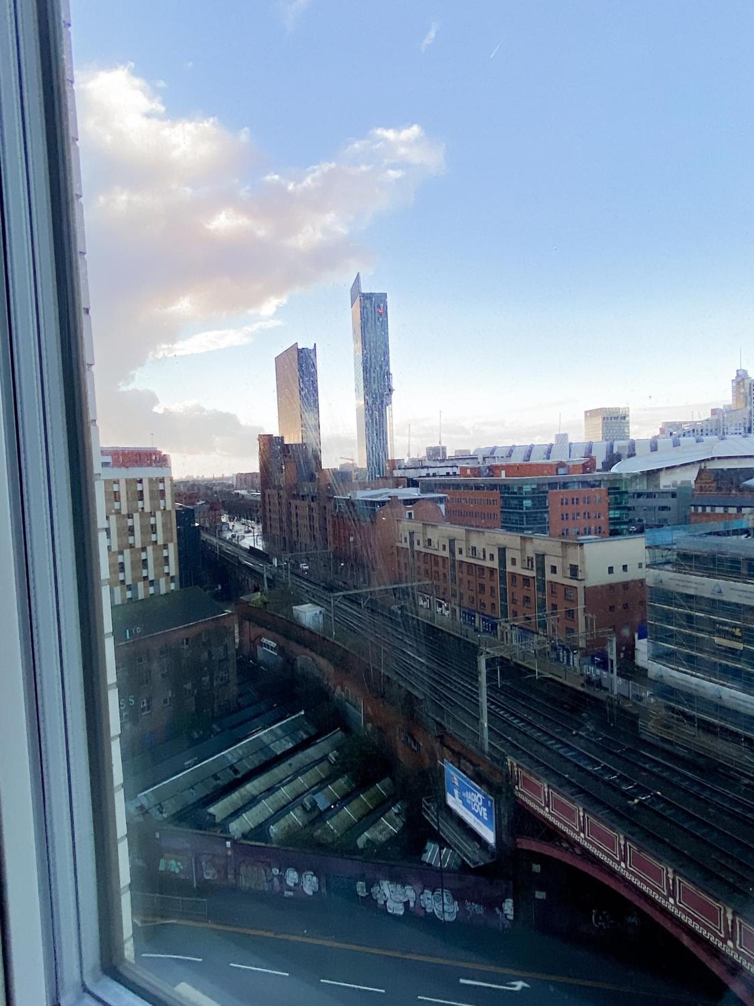 The Panda - Modern 2 Bedroom Apt In Manchester City Centre Εξωτερικό φωτογραφία